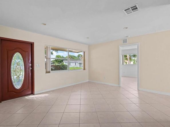 1498 NW 1st Street, Boynton Beach FL 33435