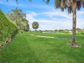 7701 Highlands Cir, Margate FL 33063