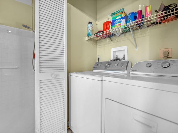 7701 Highlands Cir, Margate FL 33063