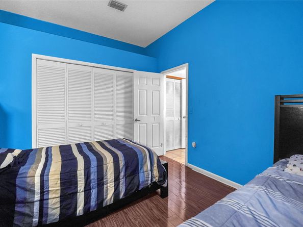 7701 Highlands Cir, Margate FL 33063
