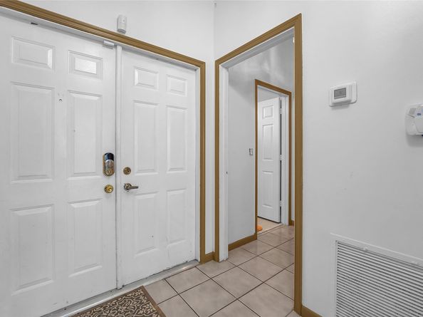 7701 Highlands Cir, Margate FL 33063