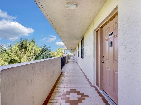 2766 Carambola Circle S 405, Coconut Creek FL 33066
