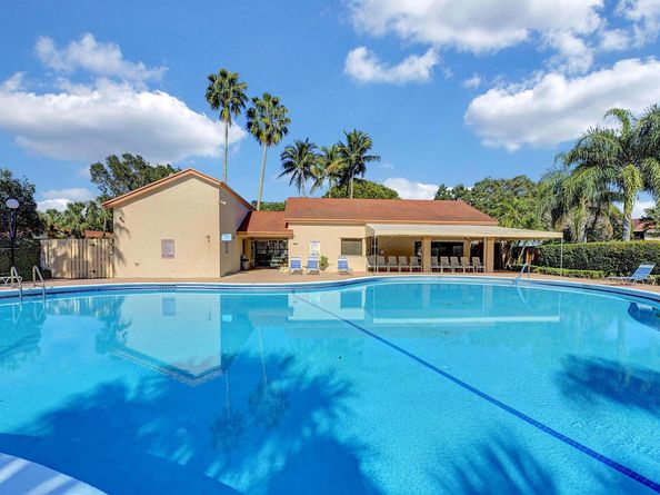 2766 Carambola Circle S 405, Coconut Creek FL 33066