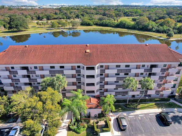 2766 Carambola Circle S 405, Coconut Creek FL 33066