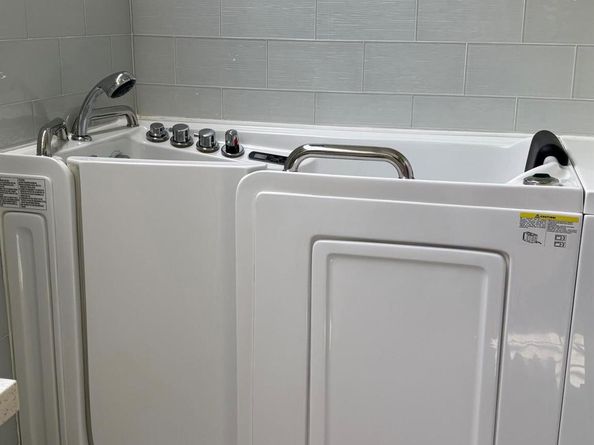 4105 NW 1st Court, Delray Beach FL 33445