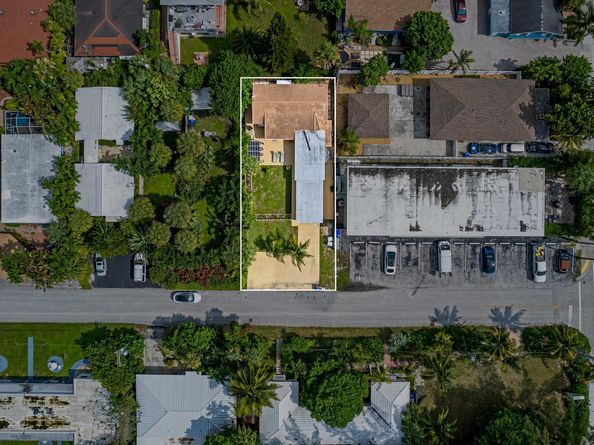 3311 SE 6 Street, Pompano Beach FL 33062