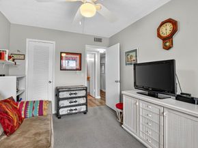 27 Fanshaw A, Boca Raton FL 33434