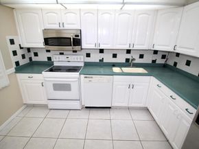 21766 Cypress Drive 20a, Boca Raton FL 33433