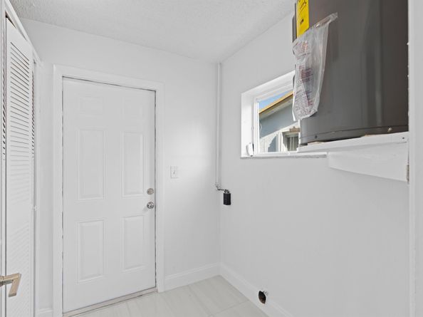 4300 NW 45th Terrace, Lauderdale Lakes FL 33319