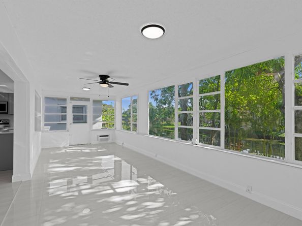 4300 NW 45th Terrace, Lauderdale Lakes FL 33319
