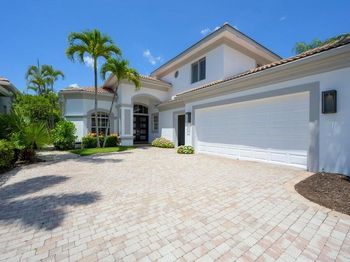 157 Esperanza Way