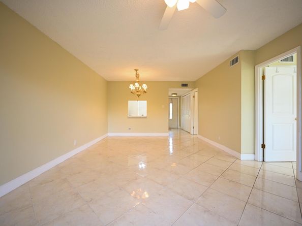 7655 W Atlantic Boulevard 101, Margate FL 33063