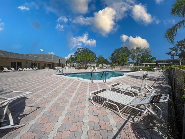 7655 W Atlantic Boulevard 101, Margate FL 33063