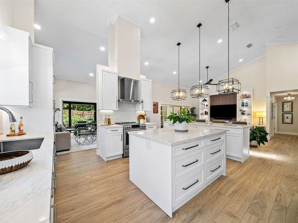 2845 NW 42nd      St, Boca Raton FL 33434