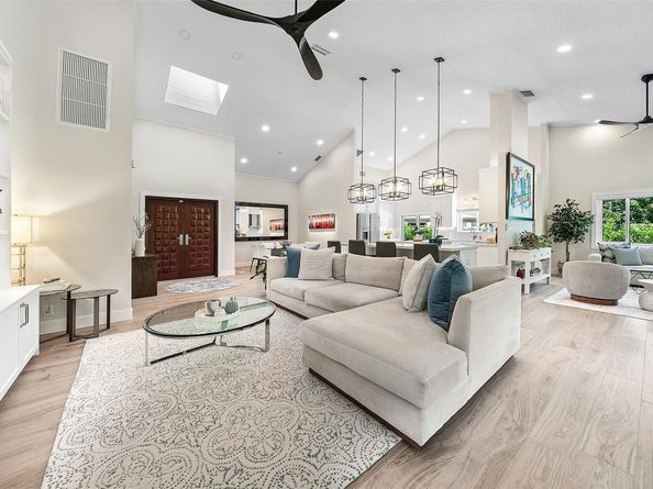 2845 NW 42nd      St, Boca Raton FL 33434