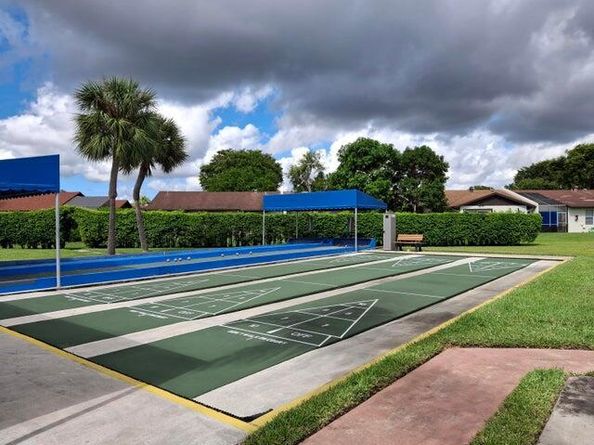 5220 Las Verdes Circle 304, Delray Beach FL 33484