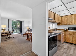 5220 Las Verdes Circle 304, Delray Beach FL 33484