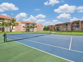 9460 Sunrise Lakes Blvd 202, Sunrise FL 33322