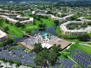 9460 Sunrise Lakes Blvd 202, Sunrise FL 33322