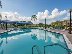 9460 Sunrise Lakes Blvd 202, Sunrise FL 33322