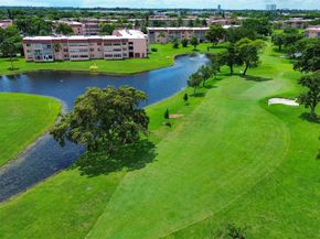 9460 Sunrise Lakes Blvd 202, Sunrise FL 33322
