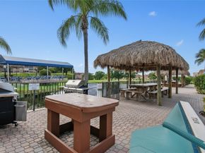 9460 Sunrise Lakes Blvd 202, Sunrise FL 33322