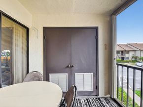 7657 Tahiti Lane 202, Lake Worth FL 33467