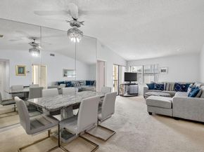 7657 Tahiti Lane 202, Lake Worth FL 33467