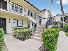 7657 Tahiti Lane 202, Lake Worth FL 33467