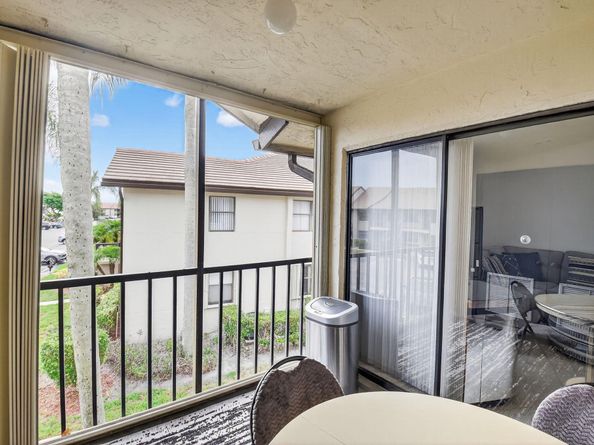 7657 Tahiti Lane 202, Lake Worth FL 33467