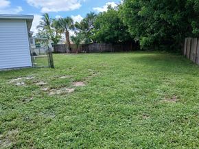 800 Alamanda Drive, North Palm Beach FL 33408