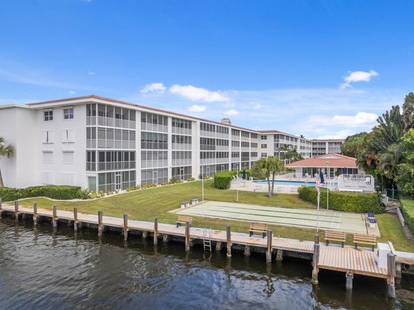 1910 S Ocean Boulevard 306, Delray Beach FL 33483