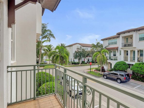 11960 SW 27th Ct 11960, Miramar FL 33025