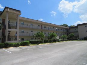 709 Lori Drive 211, Palm Springs FL 33461