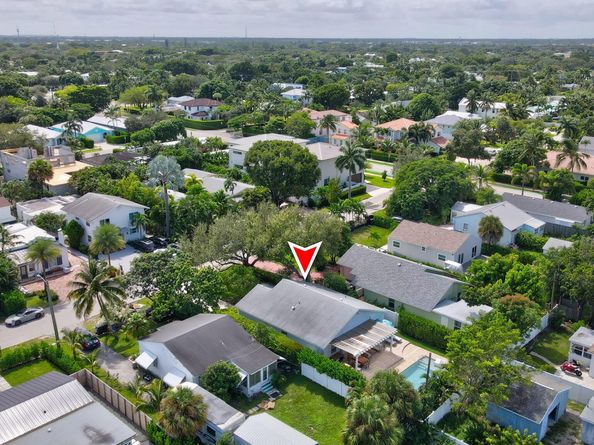 217 NE 10th Street, Delray Beach FL 33444