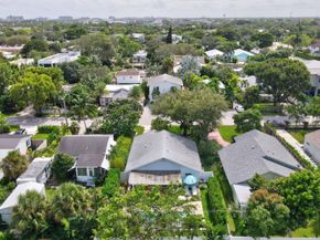 217 NE 10th Street, Delray Beach FL 33444