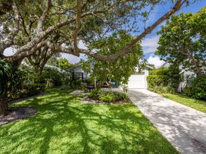217 NE 10th Street, Delray Beach FL 33444