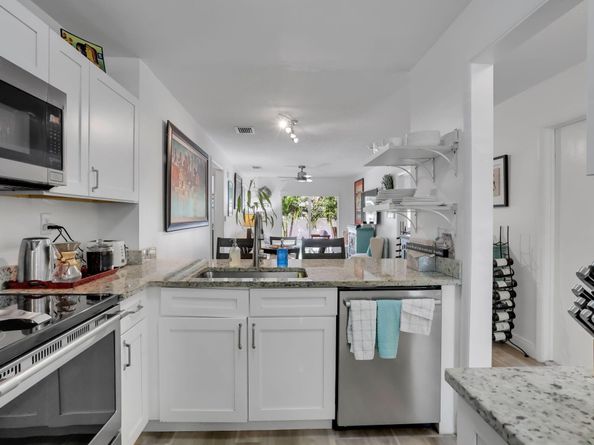 217 NE 10th Street, Delray Beach FL 33444