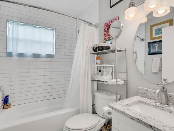 217 NE 10th Street, Delray Beach FL 33444