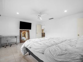 3650 N 36th Avenue 70, Hollywood FL 33021