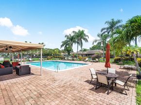 3650 N 36th Avenue 70, Hollywood FL 33021