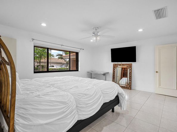 3650 N 36th Avenue 70, Hollywood FL 33021