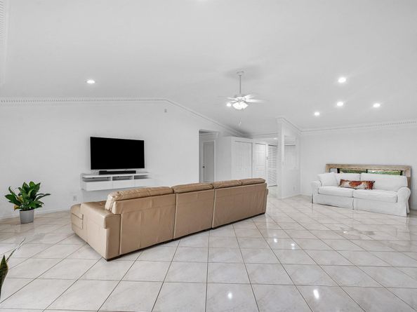 3650 N 36th Avenue 70, Hollywood FL 33021