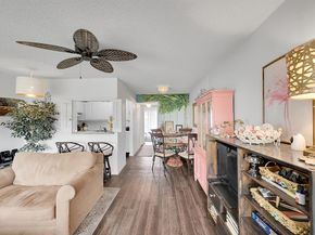 312 Sheffield M, West Palm Beach FL 33417