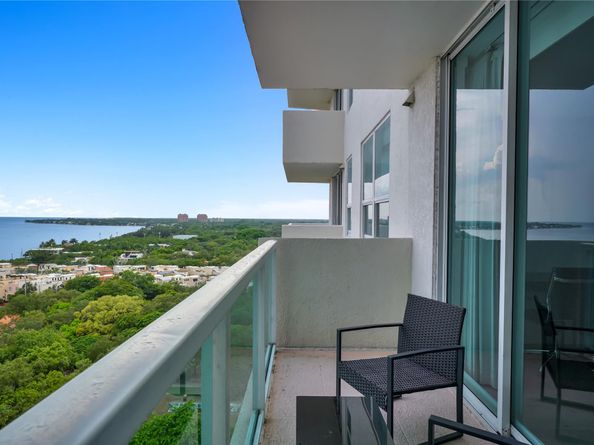 2889 Mcfarlane Rd 1516, Miami FL 33133