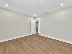 5324 NW 1st Ave, Oakland Park FL 33309