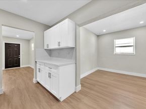 5324 NW 1st Ave, Oakland Park FL 33309
