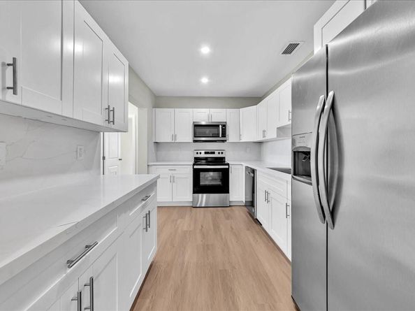 5324 NW 1st Ave, Oakland Park FL 33309