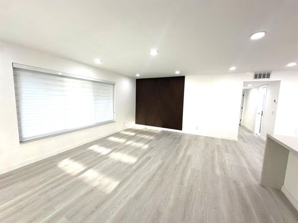 887 North Drive A, Delray Beach FL 33445