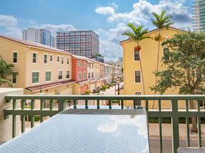 403 S Sapodilla Avenue 207, West Palm Beach FL 33401